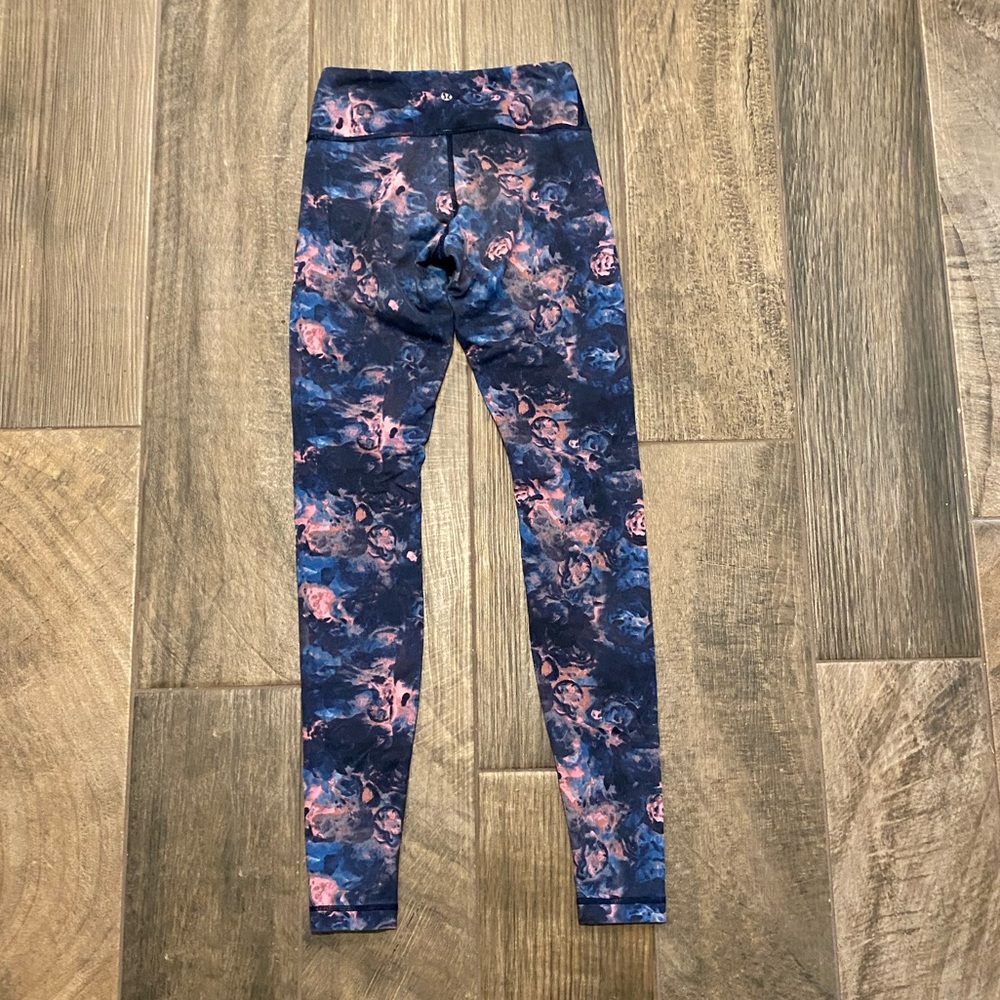 Lululemon Mid Rise - Picture 2 of 4
